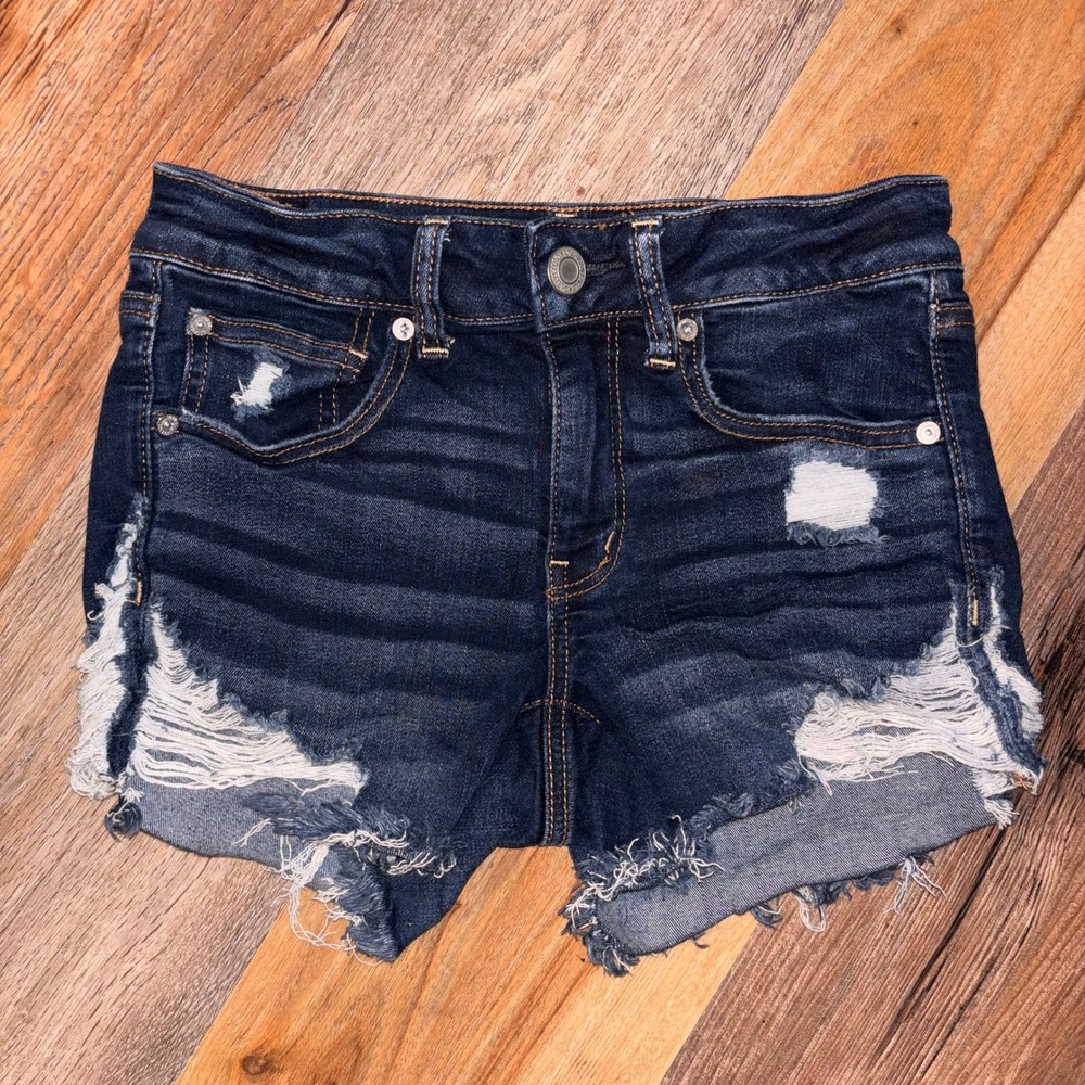 American Eagle Outfitters Midi Dark Wash Distressed Denim Shorts Womens Size 6